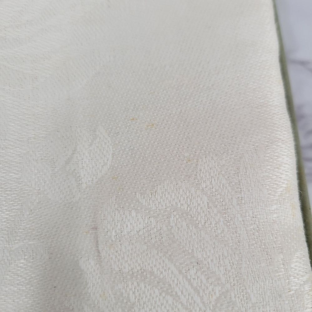 Liddell Damask Irish Linens White Linen 12 Napkins and Tablecloth 64×102 - Picture 8 of 16